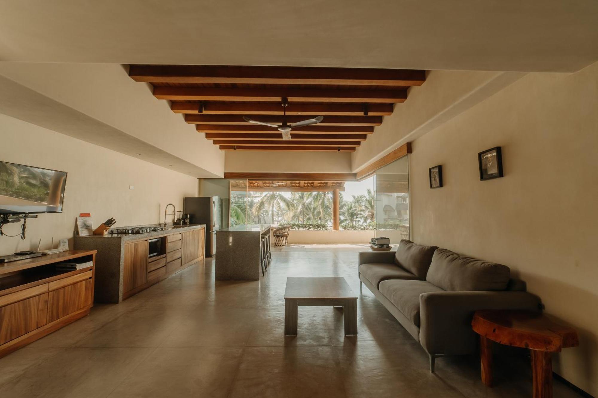 Las Palmas Luxury Villas Zihuatanejo Room photo
