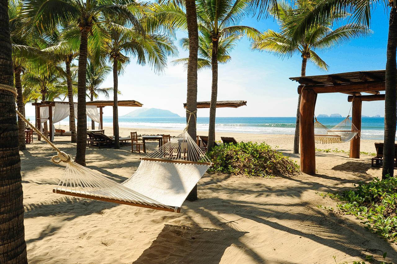 Las Palmas Luxury Villas Zihuatanejo Exterior photo